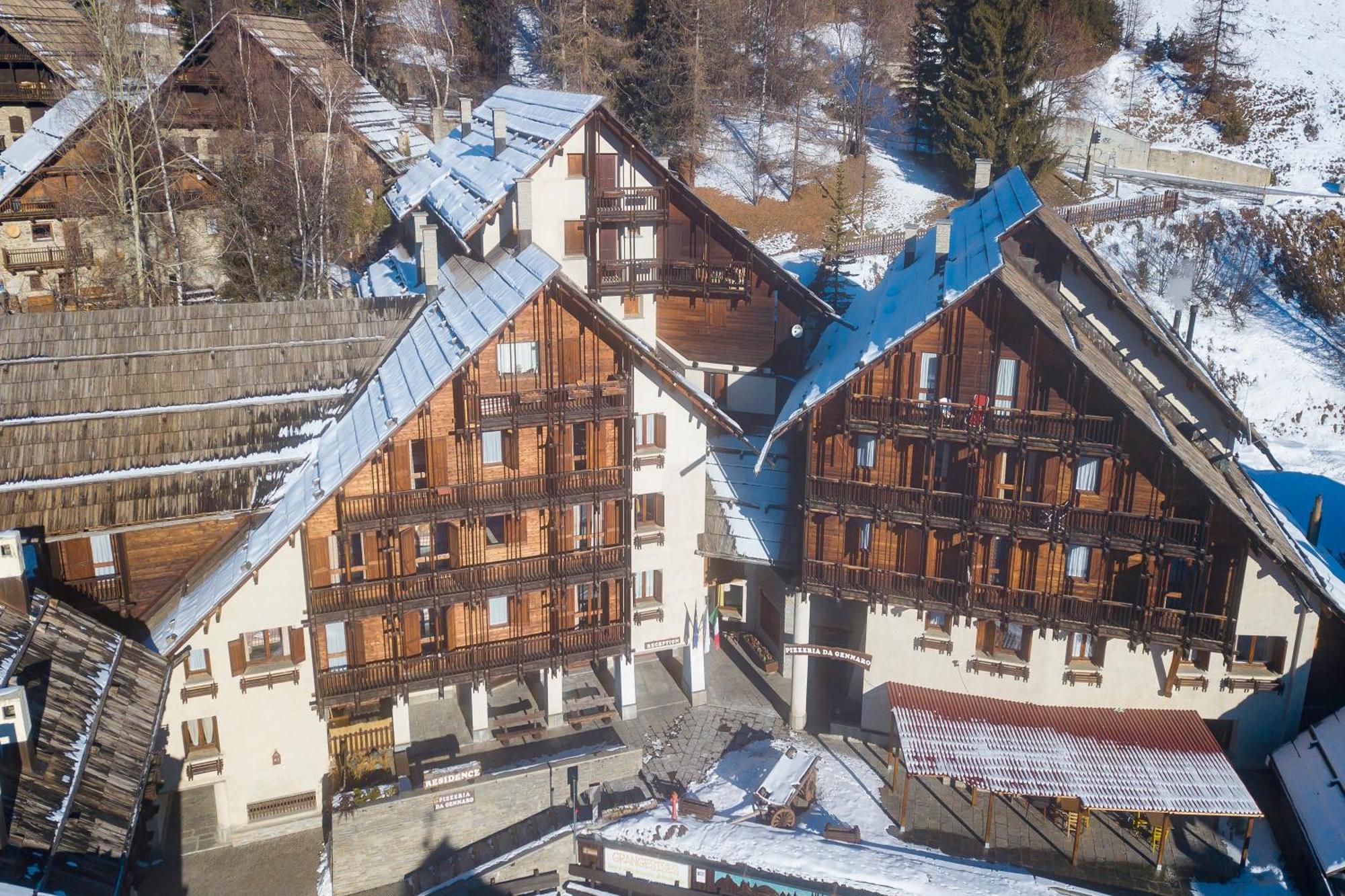 Grange Hike & Ski Sestriere Apartments Экстерьер фото