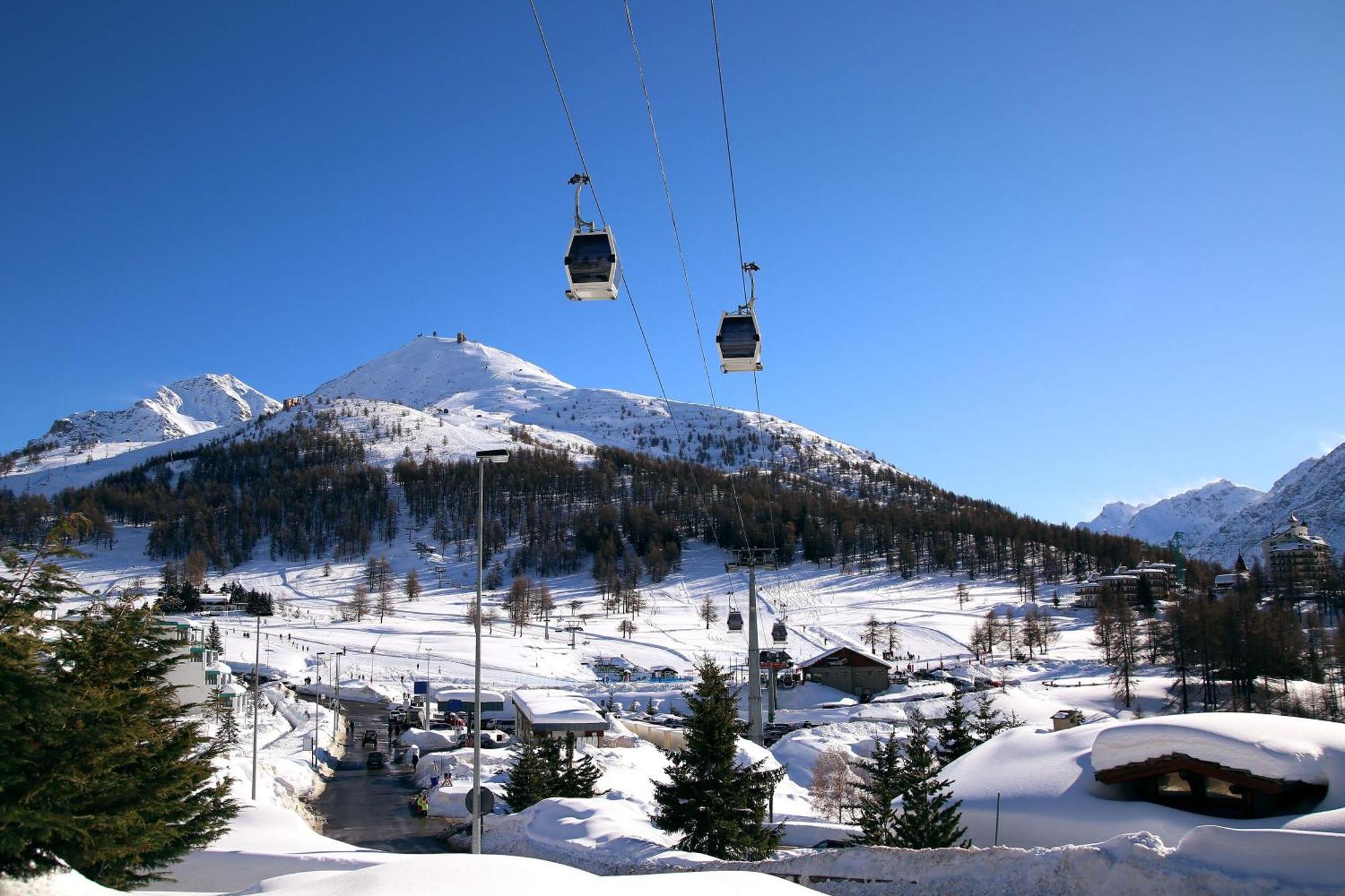 Grange Hike & Ski Sestriere Apartments Экстерьер фото