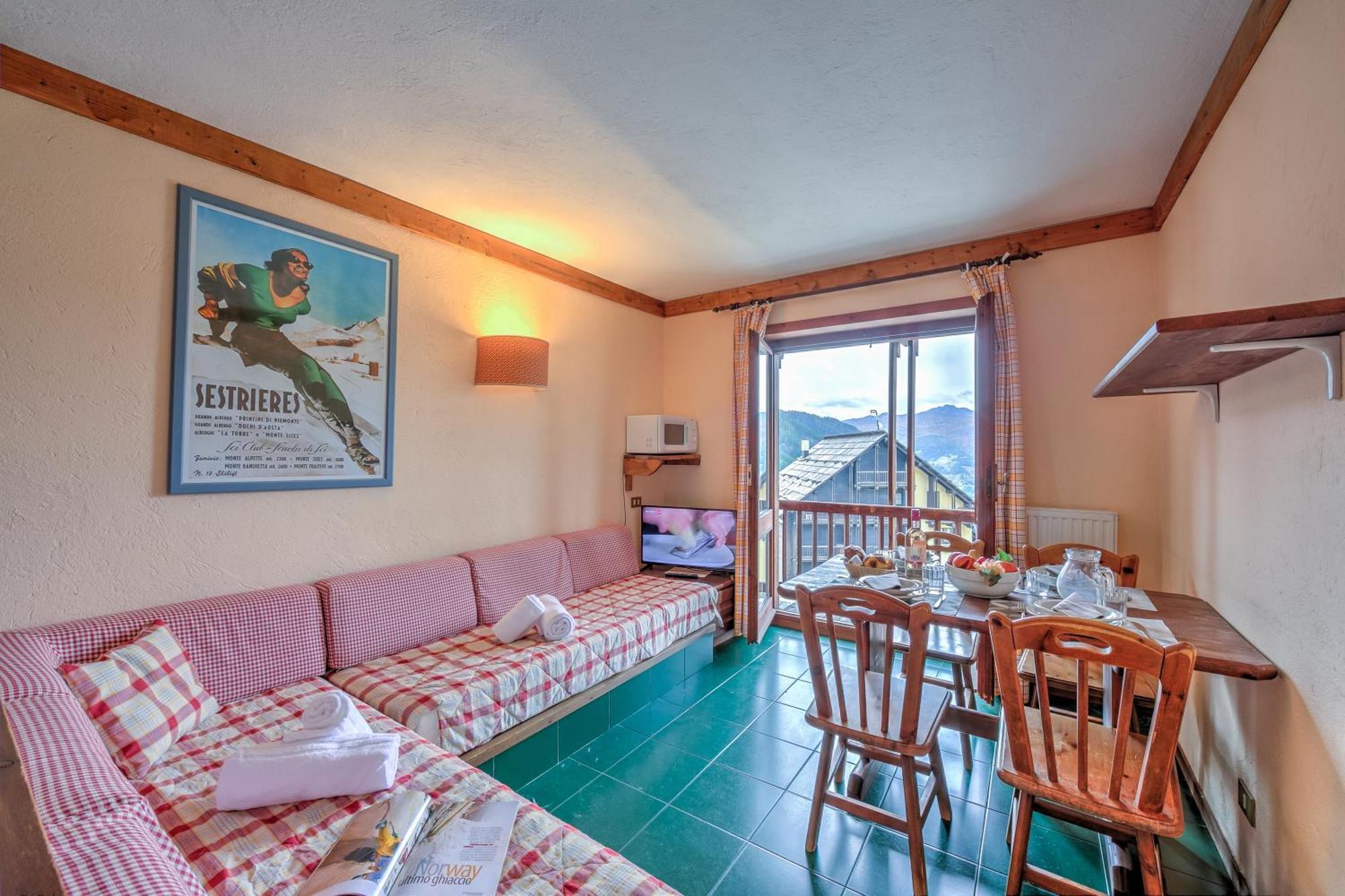 Grange Hike & Ski Sestriere Apartments Номер фото