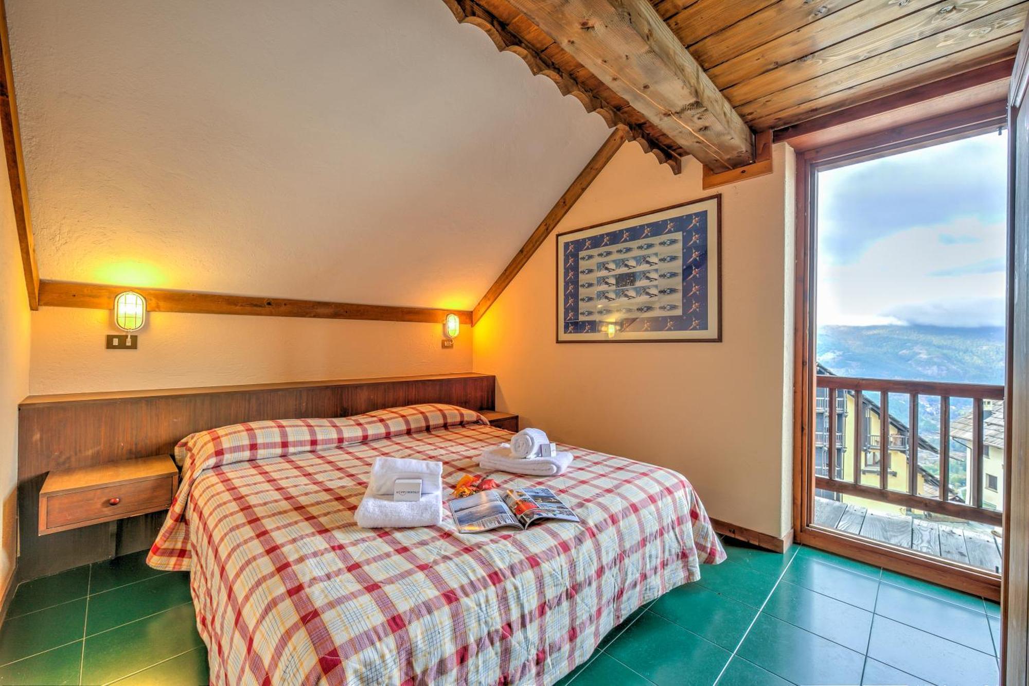 Grange Hike & Ski Sestriere Apartments Номер фото
